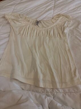 Guess Cream Ruffle Scoop Camisole